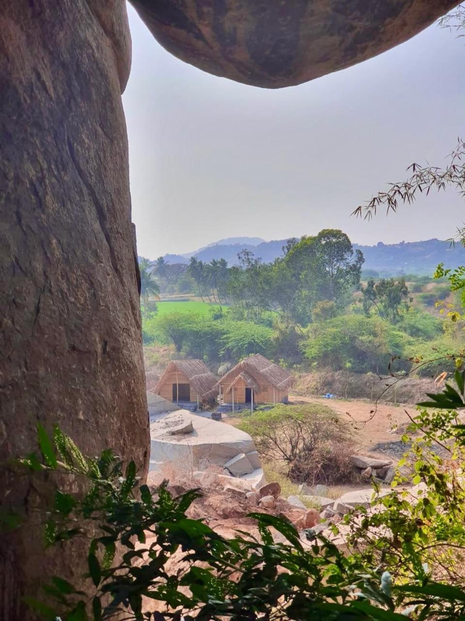 Tropical Hampi Ξενοδοχείο Εξωτερικό φωτογραφία